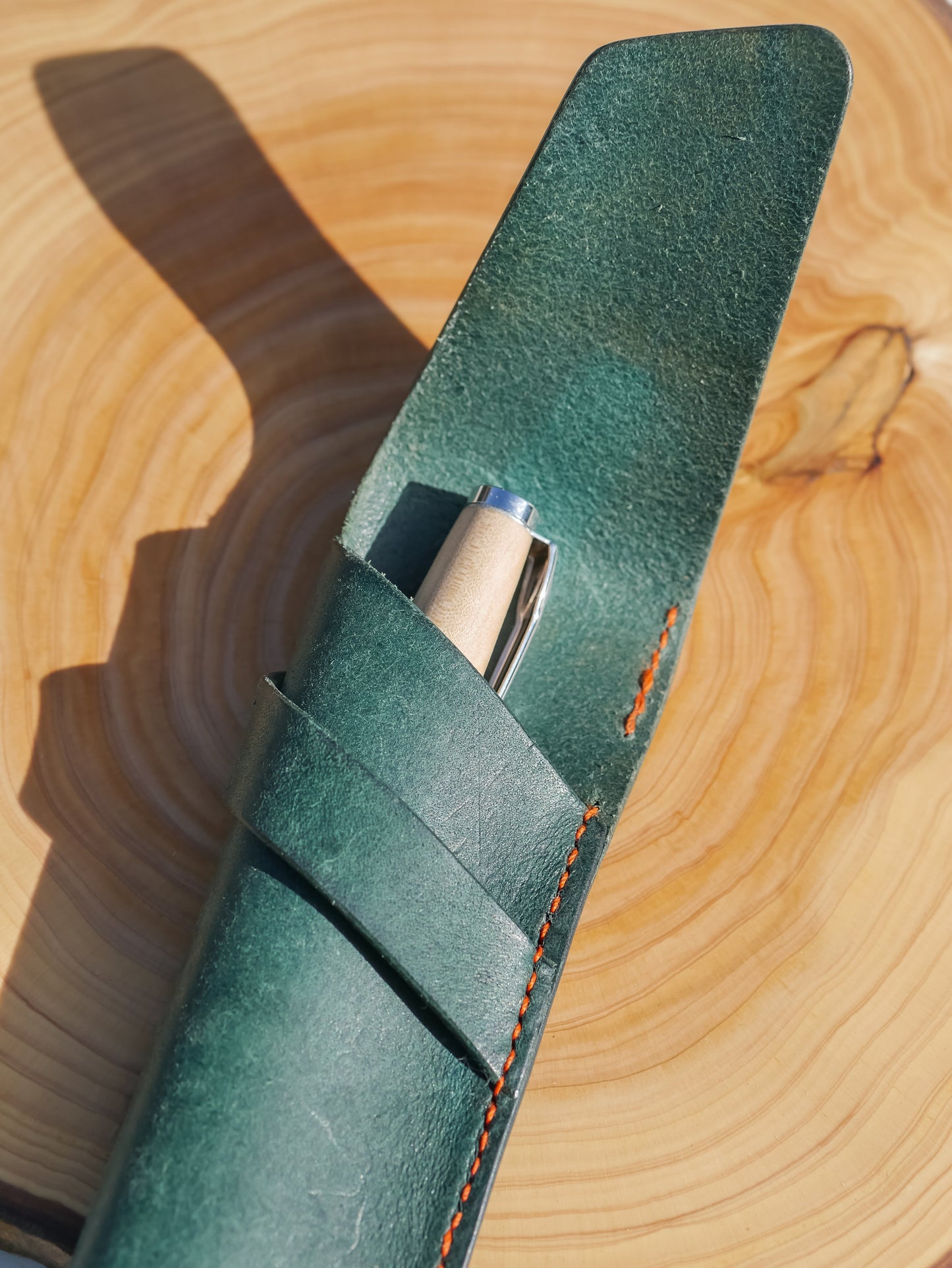 Pochette à Stylo en Cuir Végétal - Fabrication Artisanale